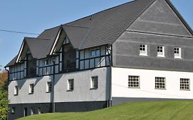 Ferienwohnungen Uebern Hof